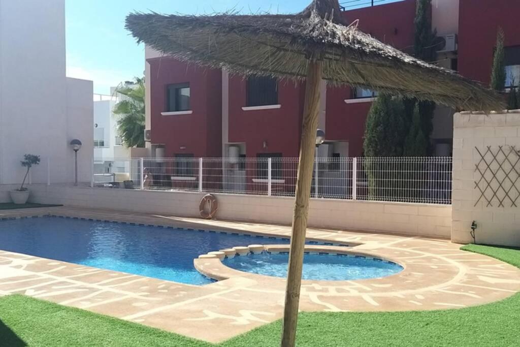 Ferienwohnung Modern Townhouse In Torrevieja, Costa Blanca Exterior foto